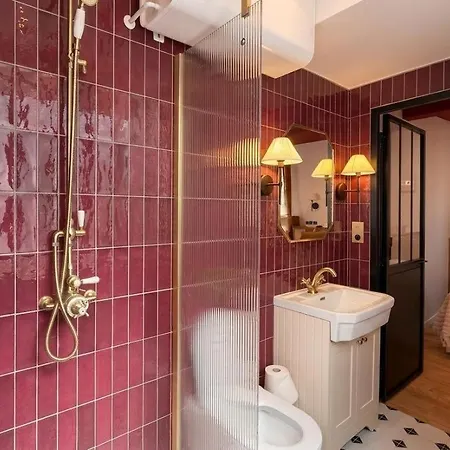 Apartment Le Cocon De Montmartre - Cinema, Cheminee & Patio